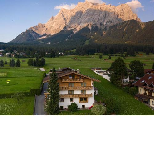 Delightful Apartment in Ehrwald with Garden and Barbecue