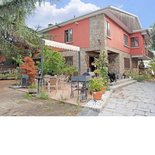 Delightful Apartment in Galapagar with Jacuzzi and sauna