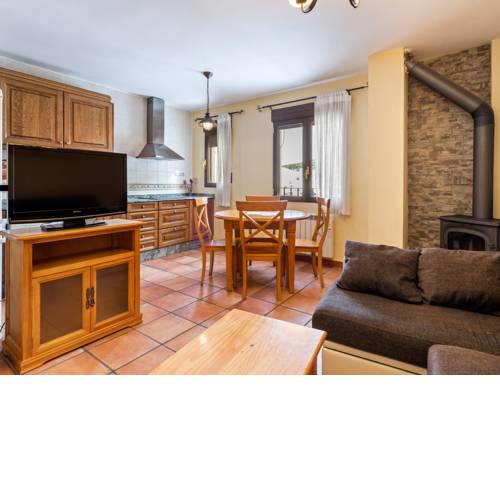 Delightful Apartment in Gudar with Fireplace
