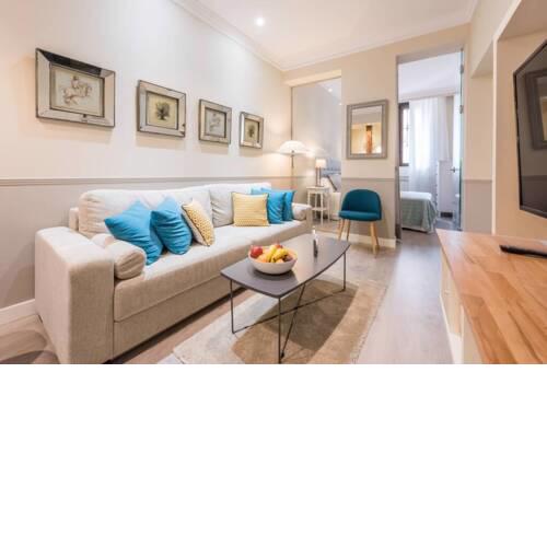 Delightful PZA MAYOR/ LA LATINA 2BD* 2BATH