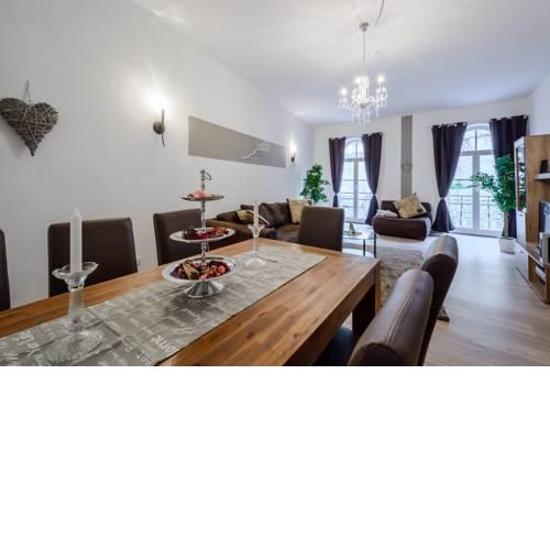 Deluxe Apartment am Schloßberg