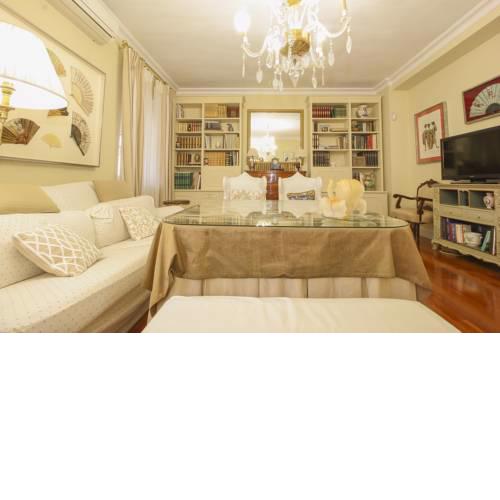 Deluxe Apartment La feria