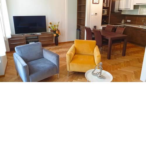 Deluxe Apartment with Balcony Old Town Josefov