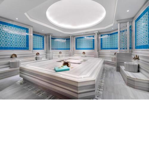 Deluxe Double Hotel