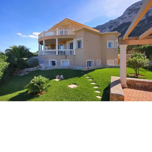 Denia Villa Sleeps 10 Pool Air Con WiFi