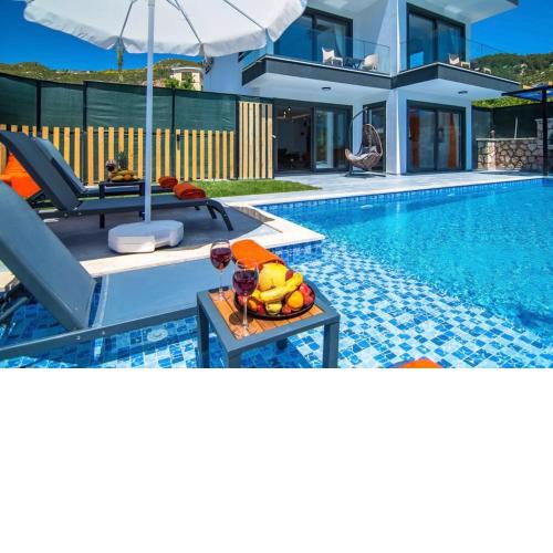 Deniz ve Doğa Manzaralı Lüks İslamlar Kalkan