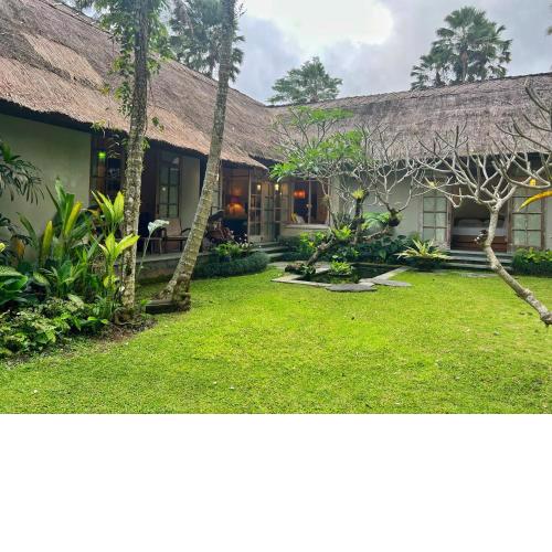 Desa Kerasan 5 -Luxury 2BRV 15 mins to Ubud
