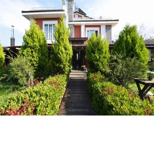 Destina Boutique Hotel