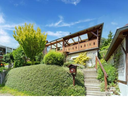 Detached bungalow in Güntersberge in the Harz Mountains with balcony and sunroom