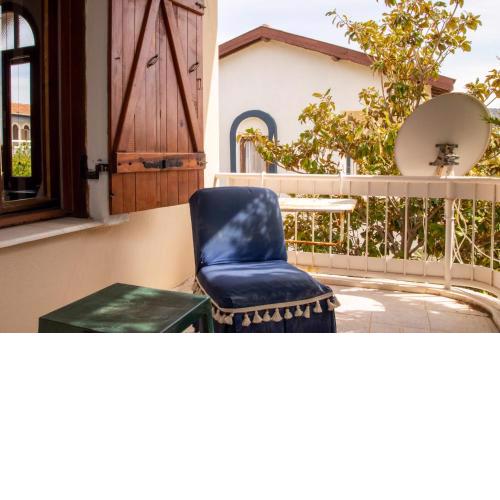 Detached House with Garden in Cesme