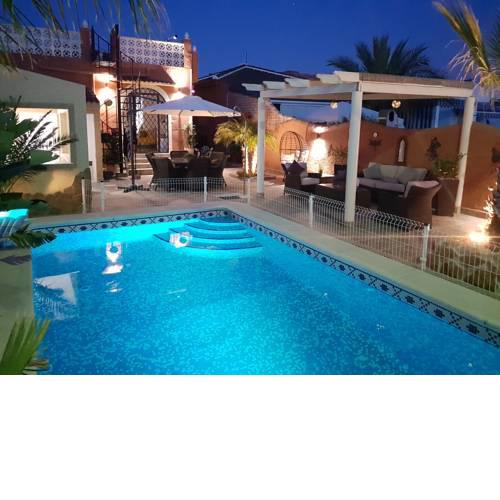 Detached Villa with private pool in Torrevieja