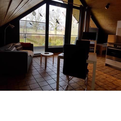 Gartenblick Appartement mit überdachtem Balkon