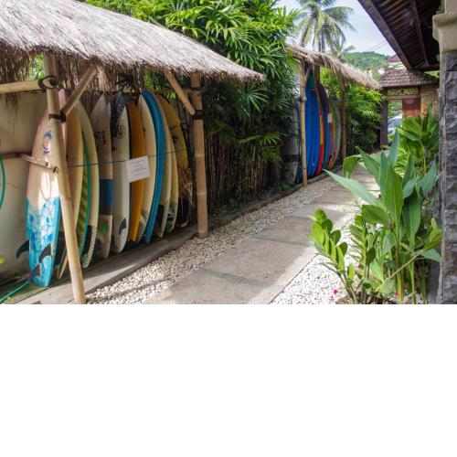 DHM Surf Villa