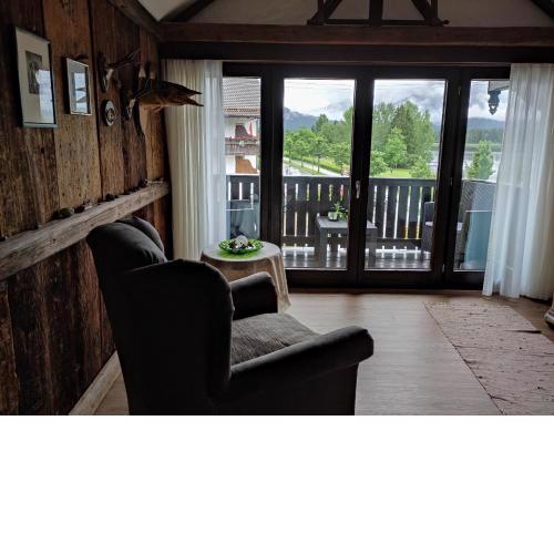 Direkt am Hopfensee- Ferienwohnung