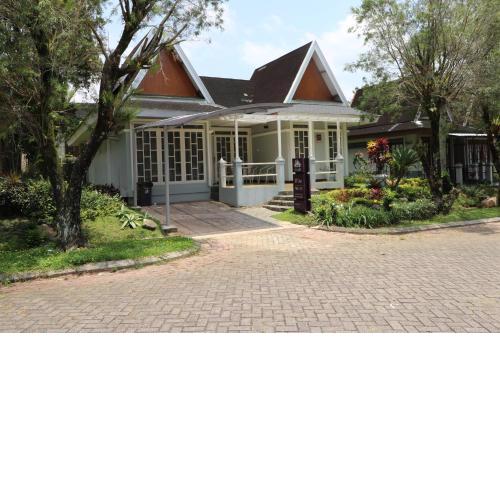 Diyar Villas Puncak M6-11