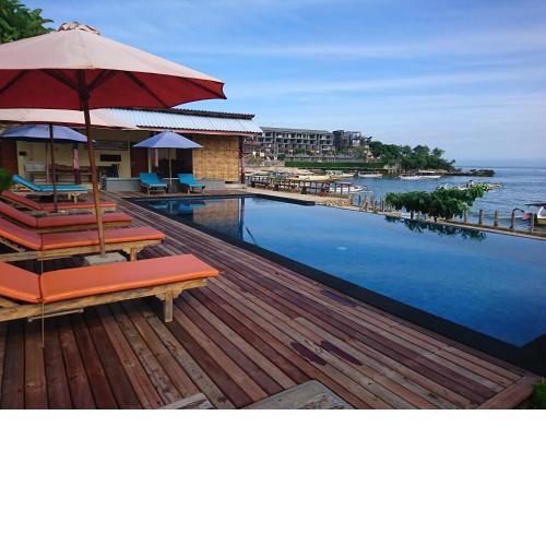 D'Muncuk Huts Lembongan