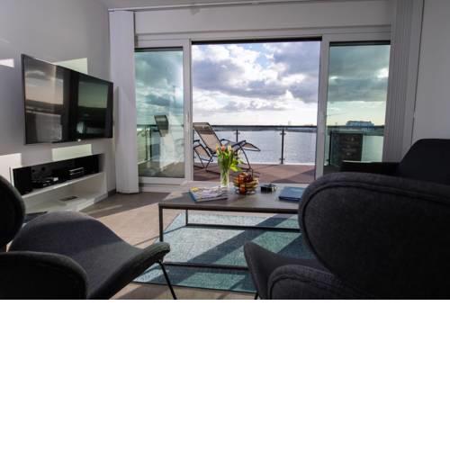 Dock 76 Bridge - Penthouse