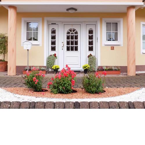 Cozy Apartment in Gerolstein with Garden