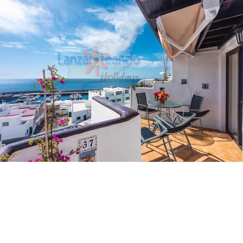 Dolphin 2 bed apt with sea view in PDC