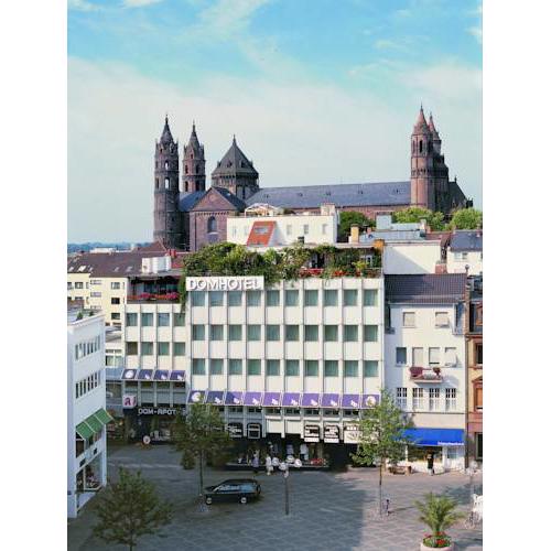 Dom-Hotel