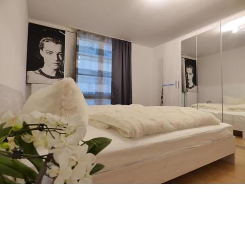 Domino Apartment