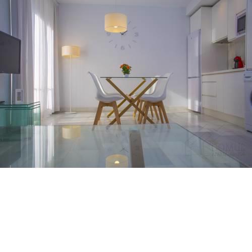 Domus Apartamentos Granada con parking gratuito en pleno centro