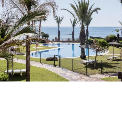 Don Juan apartamentos - junto a la playa