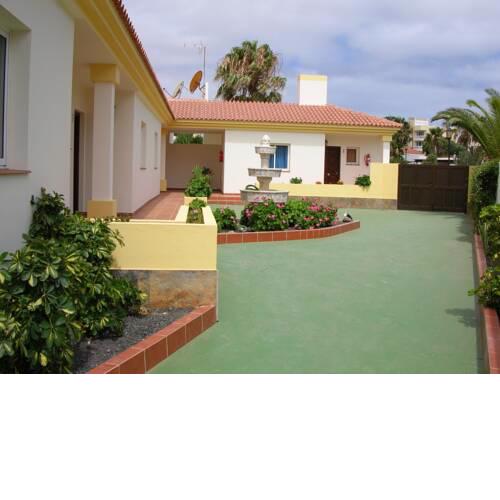 Don Luis Apartments