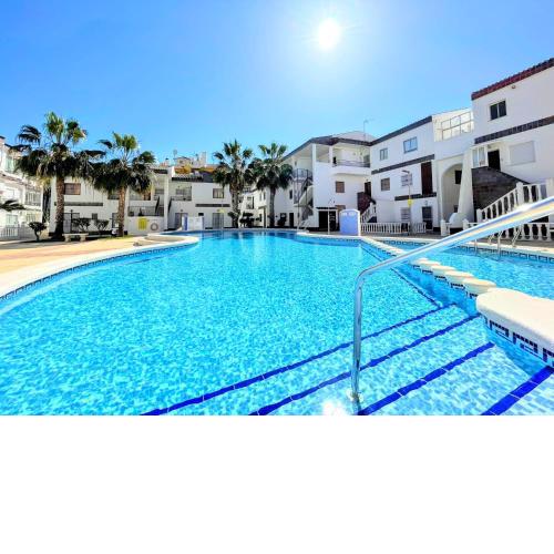 Don Quijote Punta Prima by Villas&You