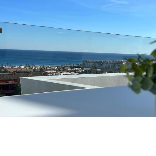 DONA JULIA GOLF PENTHOUSE WITH SEAVIEWS