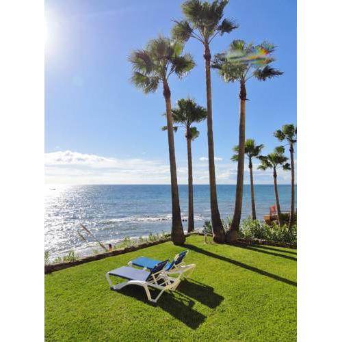 Dona Lola Macarena - Beautiful Frontline beach house between Fuengirola and Marbella - CS100