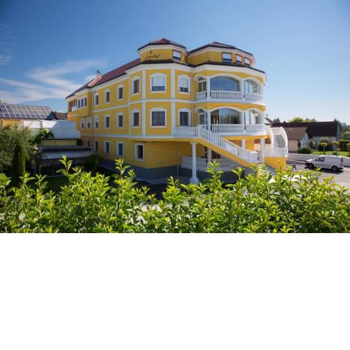 Donauhotel Lettnerhof