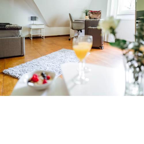 Doppelzimmer 150 m zur TA (Nr. 6)