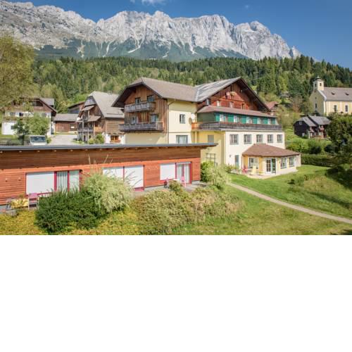 Dorfhotel Mayer