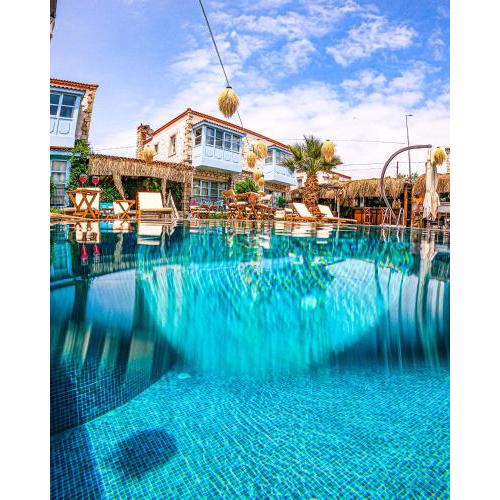 Dört Mevsim Butik Otel Alaçatı