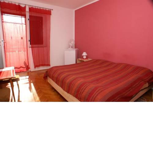 Double Room Jelsa 4041d