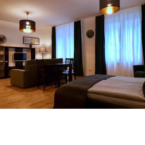 Downtown-Explorer-Apt near Stephansplatz