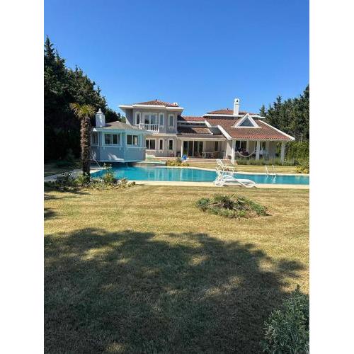 Dragos villa