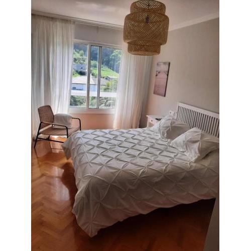 Dreaming sea and mountain apartment