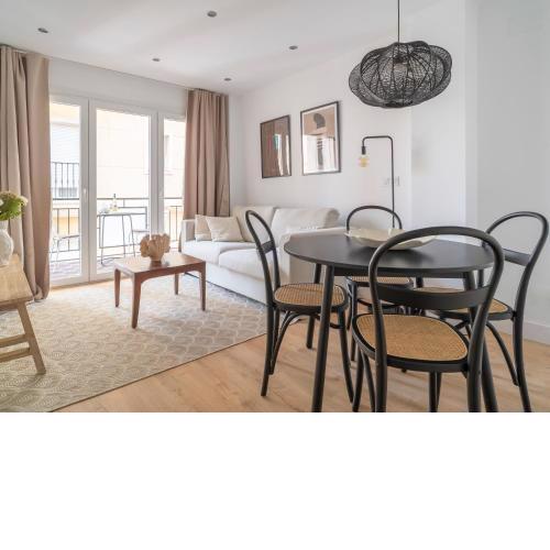Dreamy and modern vacation apartment in downtown Malaga All yours