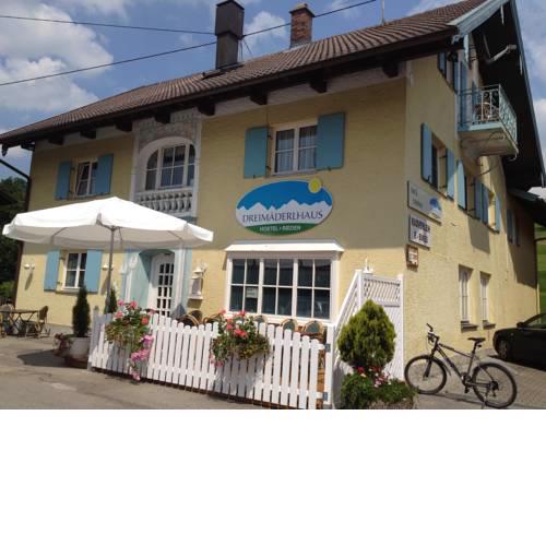 Dreimäderlhaus Rieden
