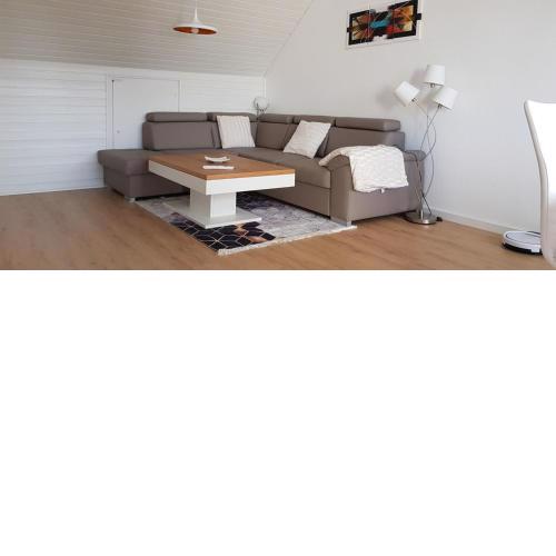 Drosselnest Moderne Design-Wohnung Hier ist alle neu!