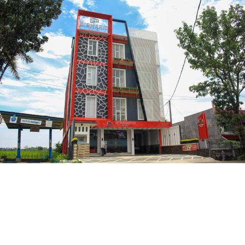 D'SHARIO Hotel Kepanjen