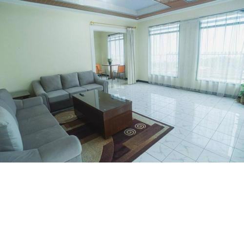 Dsutedjo House Homestay