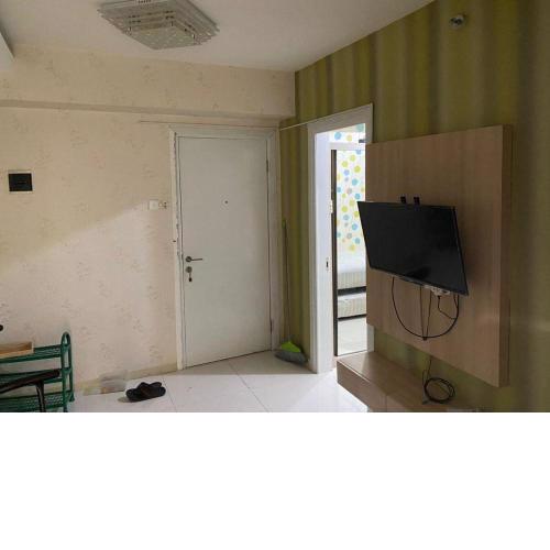 Dua Biji Guest House @Apt. Green Pramuka @2BR - Tower Faggio