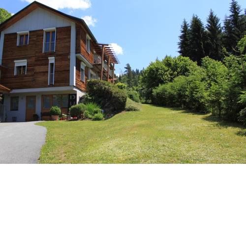 Dualhaus Apartments