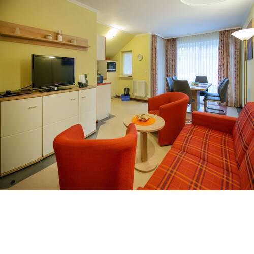 Dünenpark Binz Klassik Appartement mit 2 Schlafzimmern und Balkon im Dachgeschoss