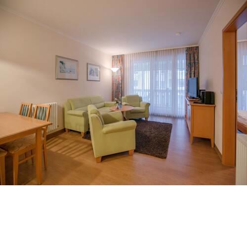 Dünenpark Binz Komfort Appartement mit 2 Schlafzimmern und Balkon im Obergeschoss 065