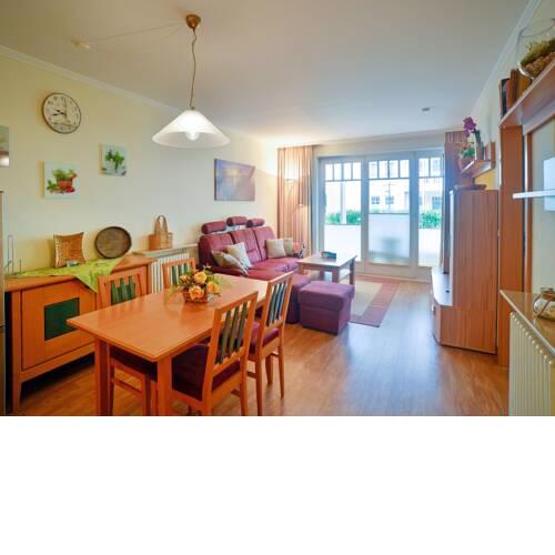 Dünenpark Binz Komfort Appartement mit 2 Schlafzimmern und Terrasse im Erdgeschoss