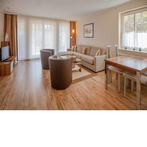 Dünenpark Binz Komfortplus Appartement mit 1 Schlafzimmer und Terrasse im Erdgeschoss 050